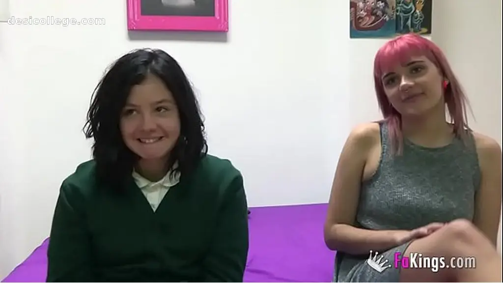18yo teens Alba and Vivi& first threesome for FAKings
