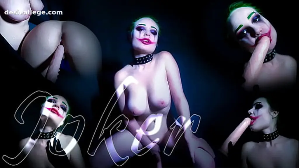Amateur Crazy Joker Fingering Wet Pussy and Fuck Dildo