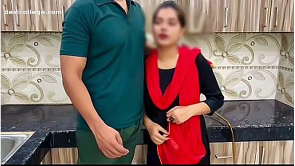 Busty Pari Ki Office Me Lund Chusai