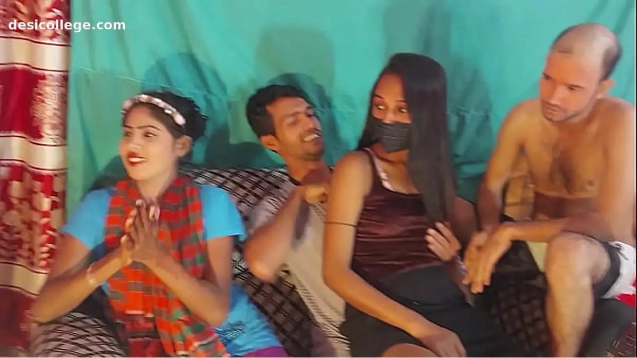 Chubby Desi Two Couples Having Sex in Bad Cute Beautiful Tight Pussy Funking Hurd Foursome . Hanif Pk - New Viral Clip