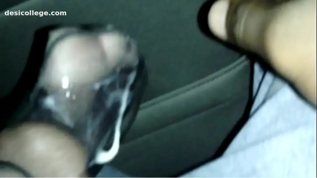 Cummin on mature feet goddess