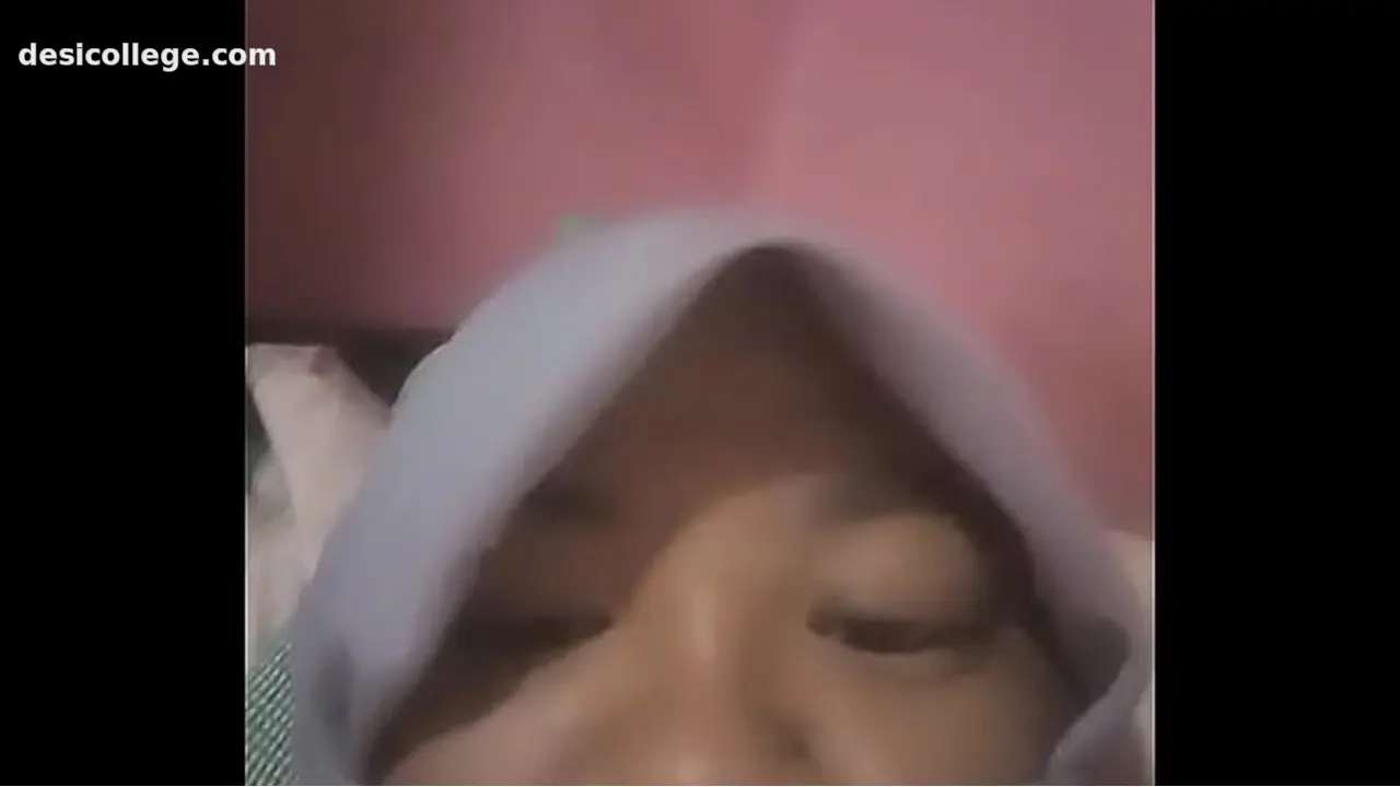 Desi desi auntie with correct
