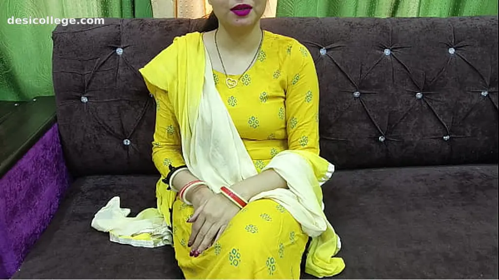 Desi Indian desi bhabhi fucked hard by her devar very horny sexy chut chudai in hindi