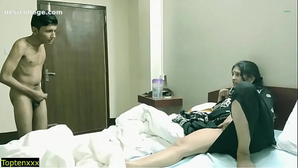Desi MMS Indian Hot girl having sex with teen boy! Viral Roleplay Sex - Leaked Tamasha