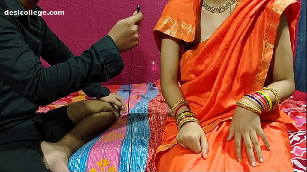 Desperate Indian Desi Bhabhi Fucked By Unknown Person