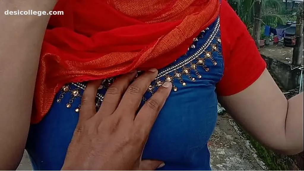 Exclusive See My Maid On Rooftop And Fuck Her