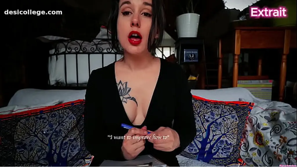 Extrait de ma dernière vidéo pour mes petites chiennes !Elle est dispo ...