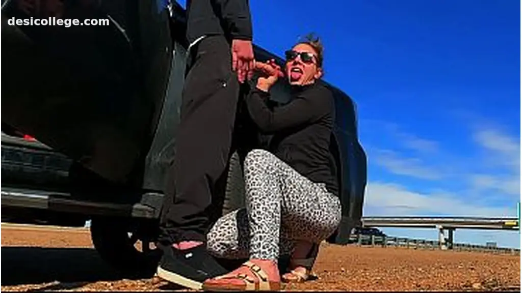 EXTREME Public Sex on the Side of the Road CAUGHT