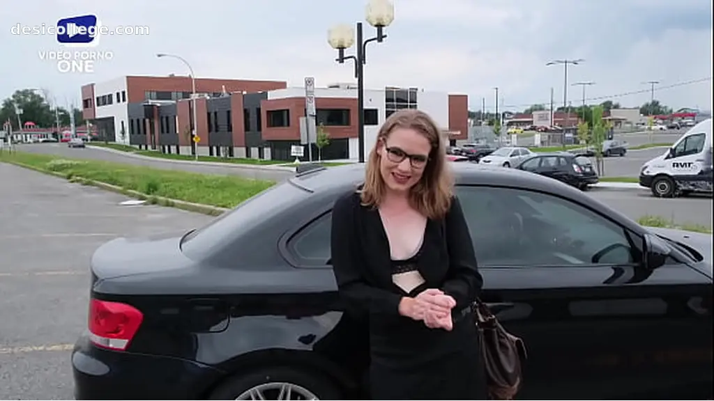 Full HD De la belle lingerie et du sperme sur son visage car elle adore ça!