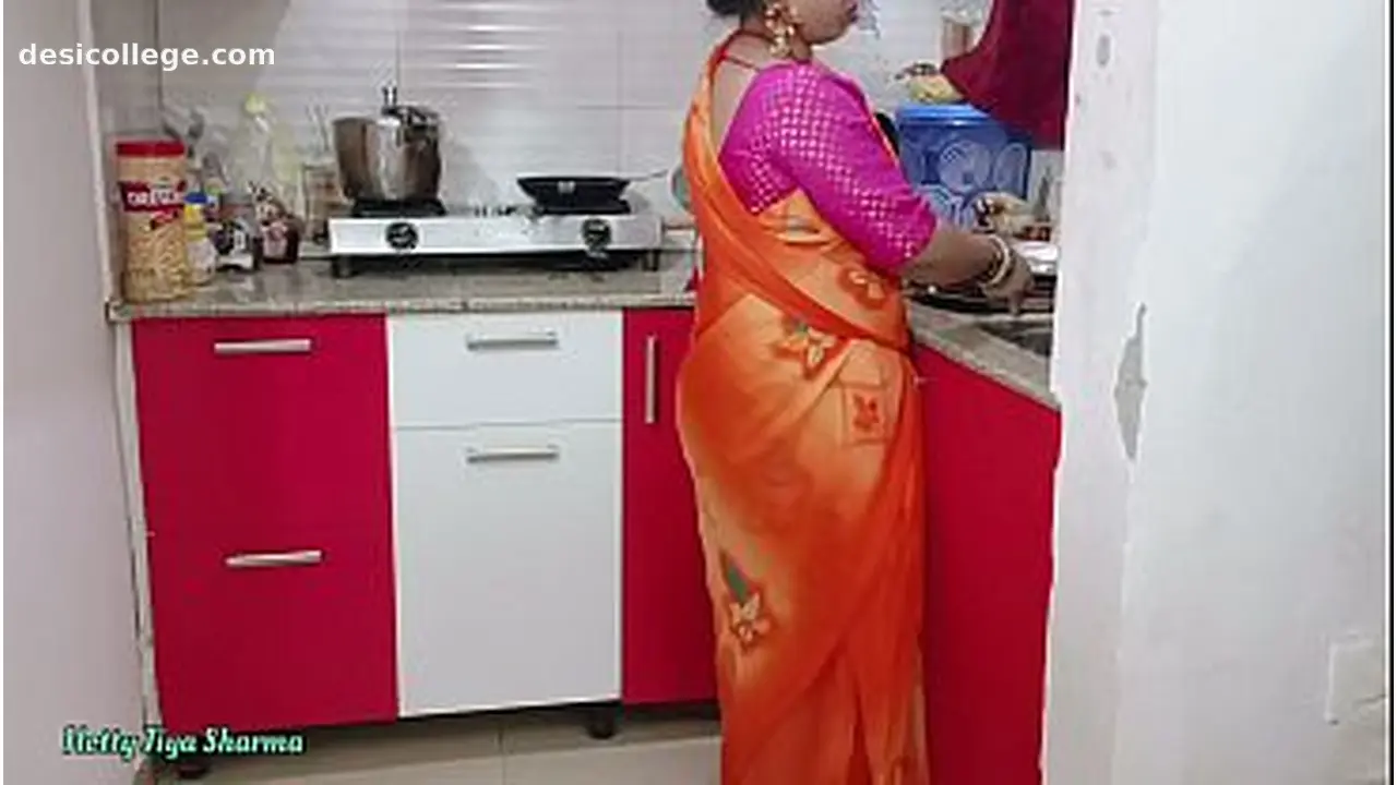 Full HD Indian Homemade kitchen sex Desi Bhabhi Fucked hard with big dick - Original Story