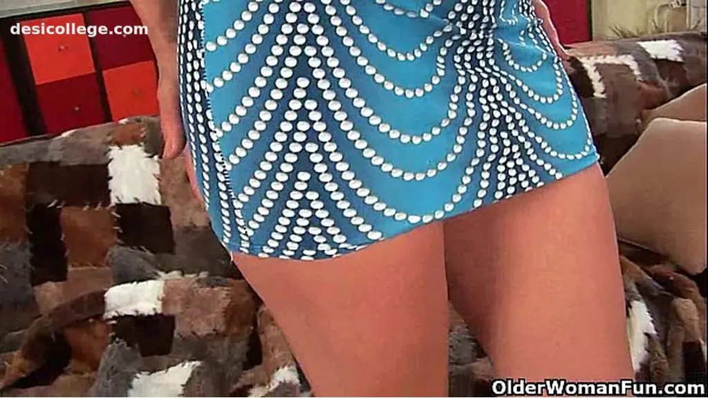 Full HD Most sexiest grannies with small breasts
