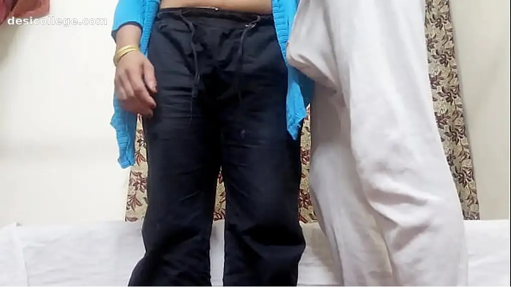 Hidden Cam Big ass girlfriend cheats her husband to get a passionate anal sex with her indian boyfriend
