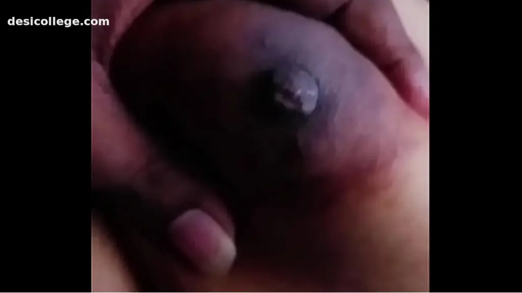 Hidden Cam Fucks big boob GF’s hot blow job & shaved pussy in desi MMS - New Drama
