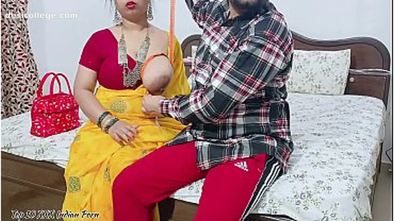 Hidden Cam Tailor Fucking Hot indian Women at His Shop. Hindi Audio Video - Exclusive Footage