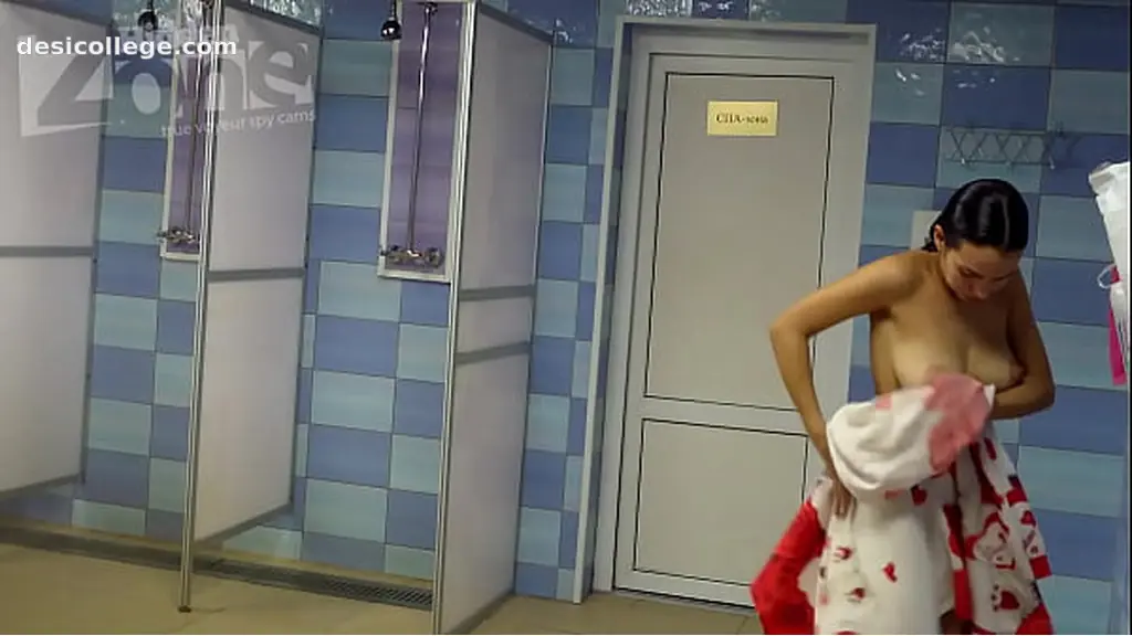 Homemade big tits voyeur shower