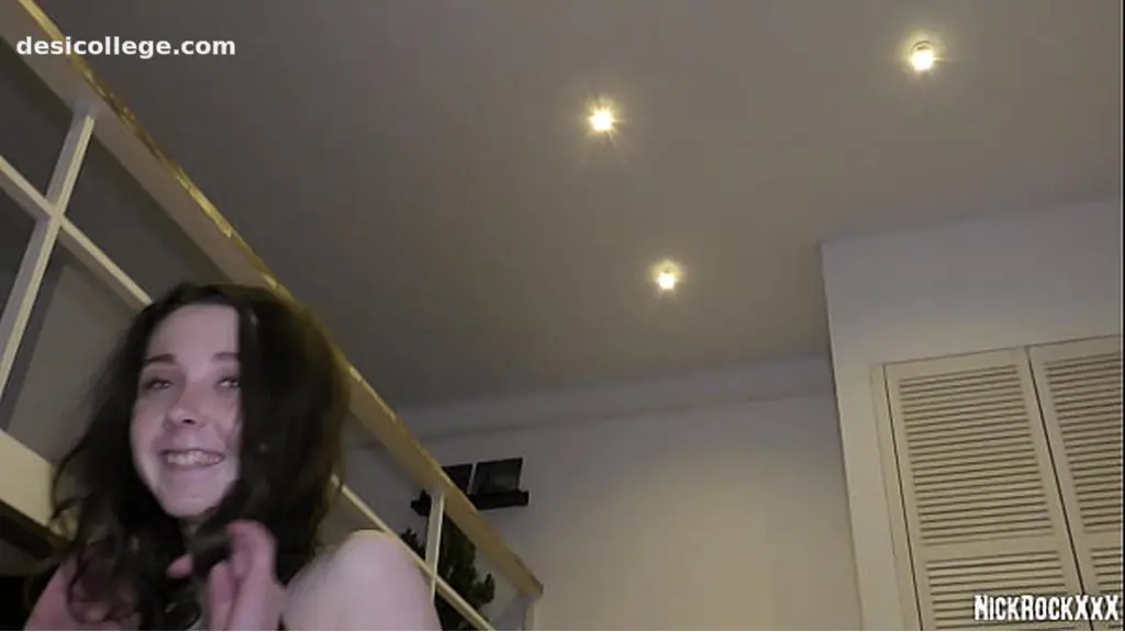 Homemade Students fuck ! roommate ( smoked and had sex )