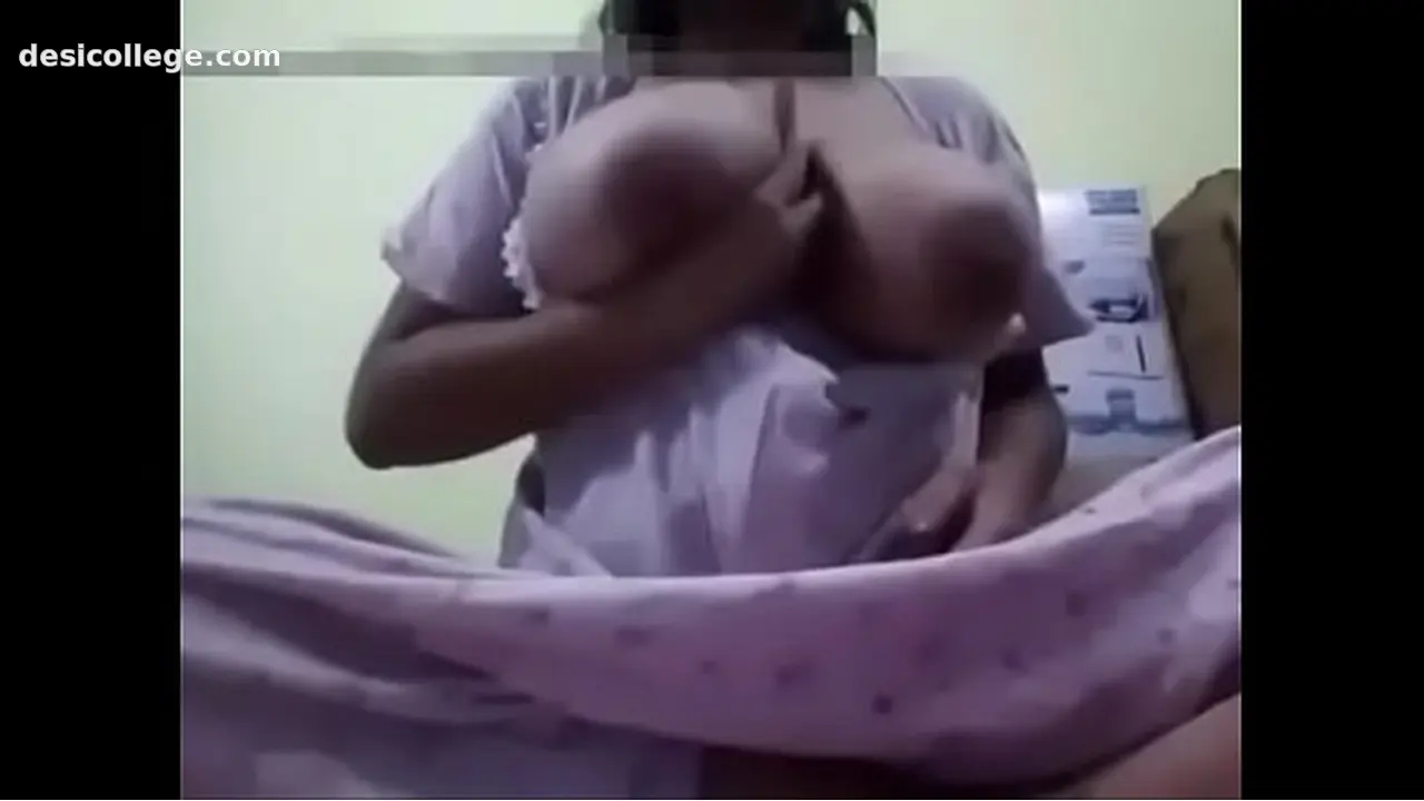 Sultry Priya Hard Doggy Fuck - Horny Bhabhi From Kerala Porn MMS
