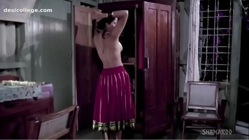 Hot Desi Various Indian actress Topless & Nipple Slip Compilation