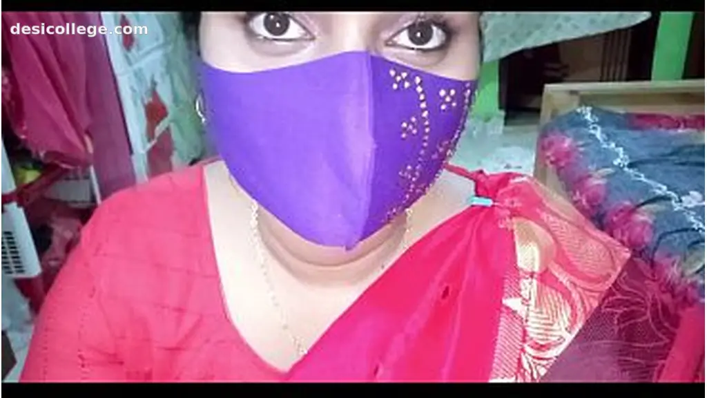 I fucked my indian village sister wearing a red saree...Part - 01