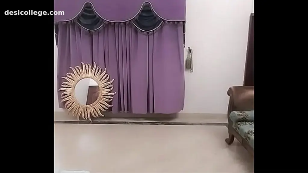 Indian Desi live fingering on cam - Original Footage