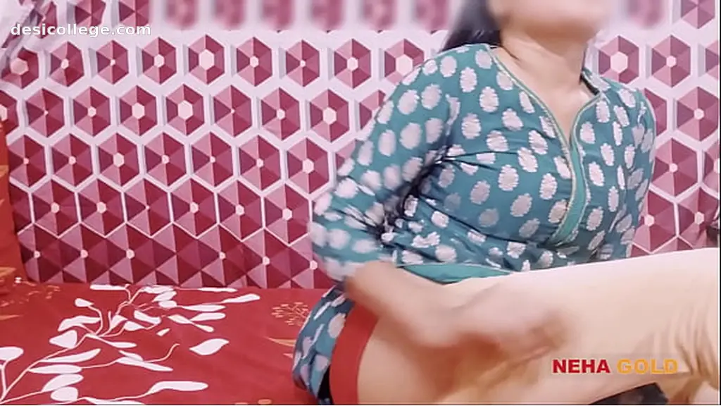 Indian Desi My Real Video Homemade Hindi - Sizzling Tamasha