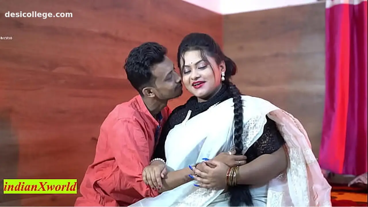 Indian Indian Bengali Wife Love Sex with Ex Boyfriend! Desi Sex - Choot Garam