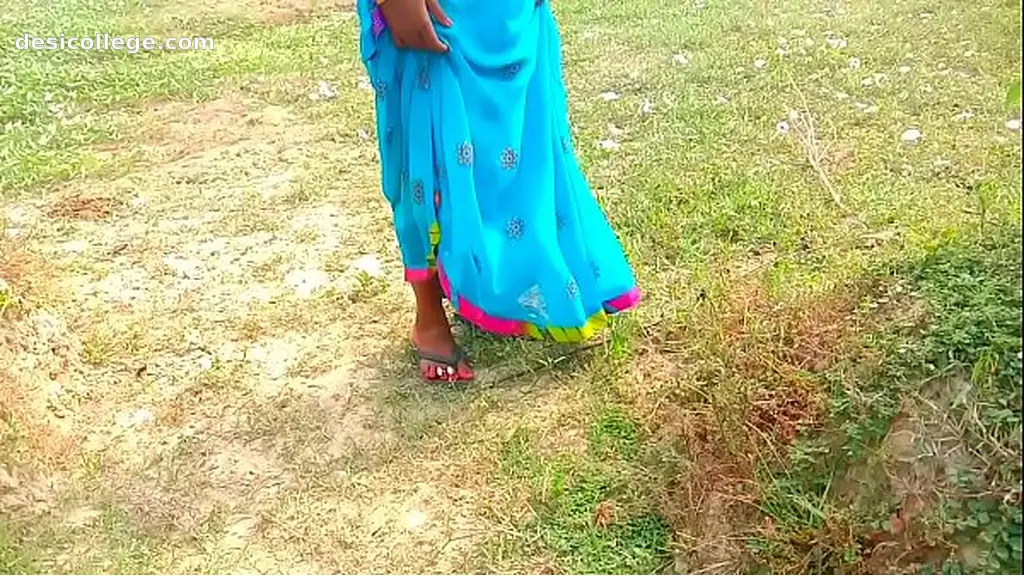 Indian Outdoor Sex - Latest Recording