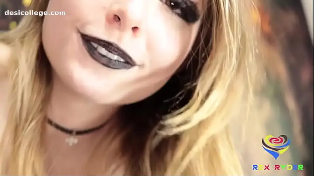 Isabella the Coworker Hardcore Fuck