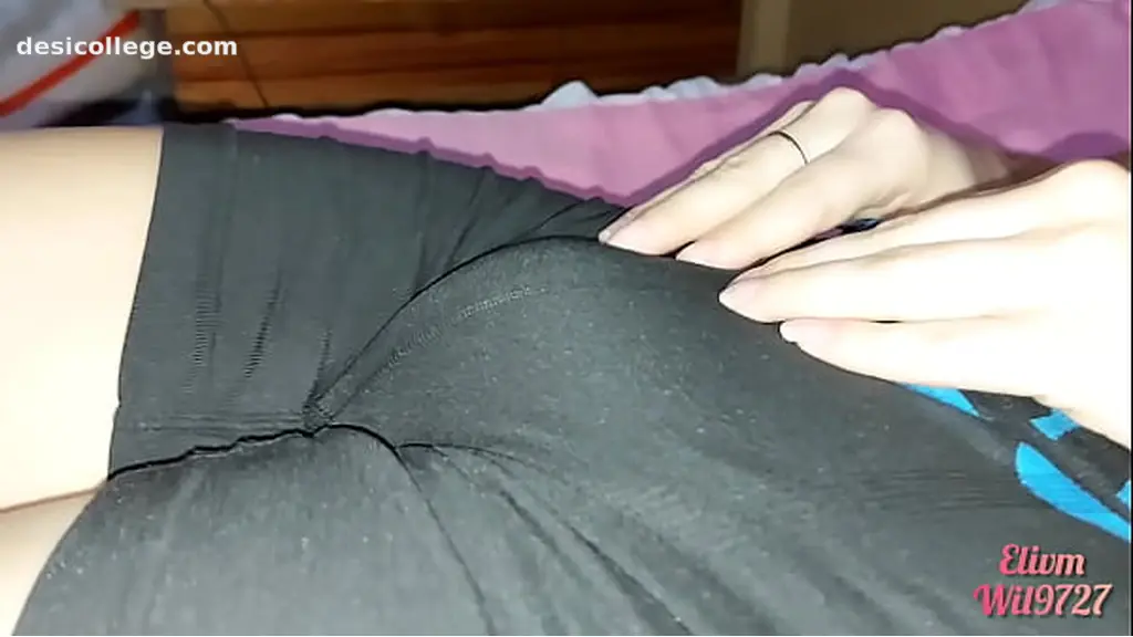 Just Leaked Desi Hindi My wife In Lycra shows me Her Pussy