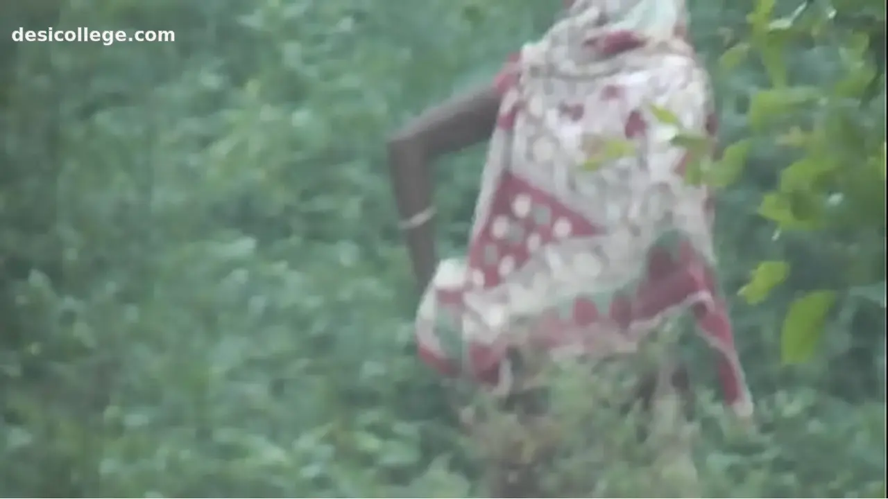 Just Leaked desi lady pissing - Khel Khatam