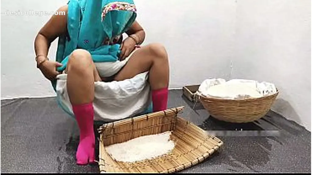 Just Leaked Indian Desi village girl sex