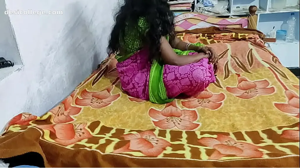 Just Leaked Youranitha - update Desi Hot wife Homemade body massage vegitable putting in pussy