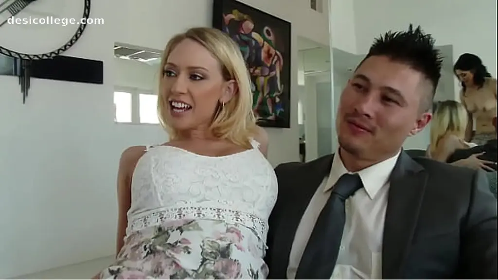 Kira the Secretary Morning Threesome