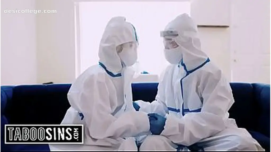 Medical Workers Fucking During Pandemic - Lola Fae