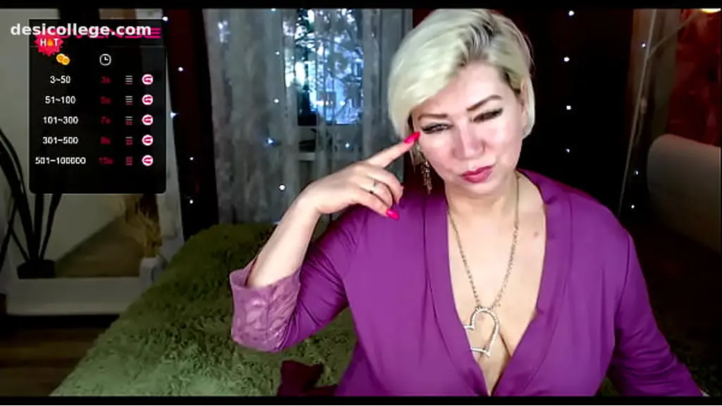 Milf From LA Wild Facial