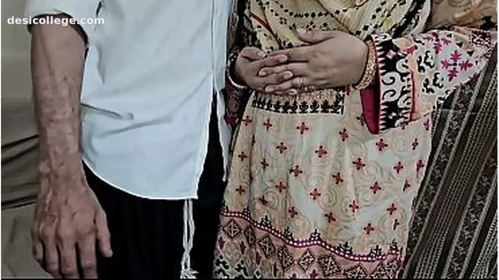 Naughty NRI Girl Balcony Me Fucking