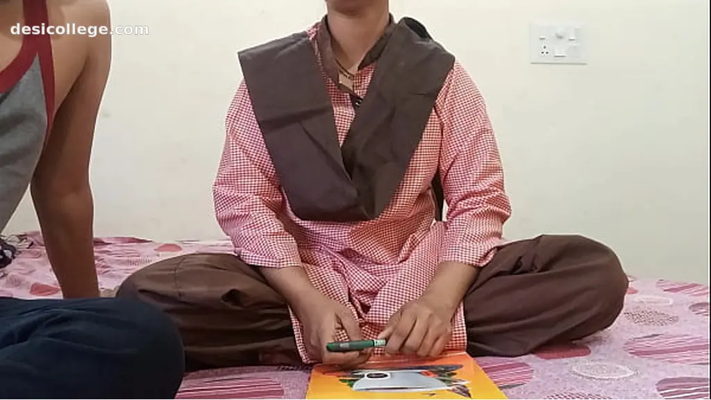 Neighbour Aunty Usha Bindaas Ragdai Hot MMS