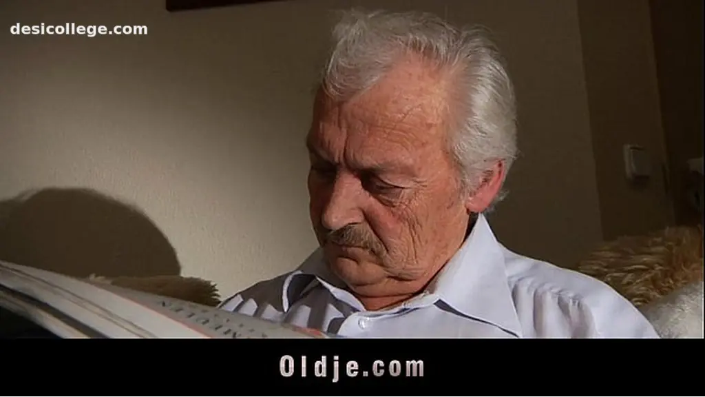 New Adorable Iwia fucking grandpa