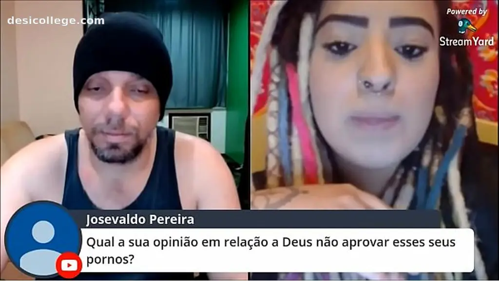 PORNSTAR EMI RIPPI RESPONDENDO PERGUNTAS PICANTES E INDECENTES DO PUBLICO
