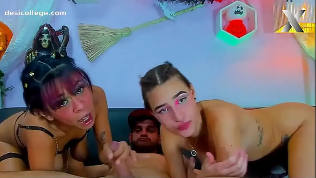Premium webcam girls suck in many poses