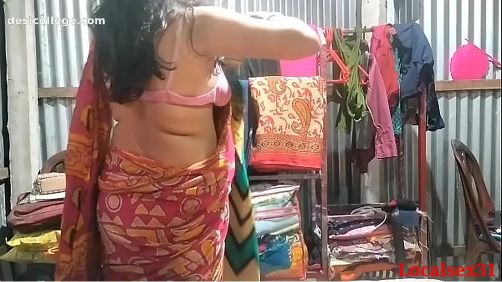 Real Village Married Wife Fucking Doggystyle in There Home With Night