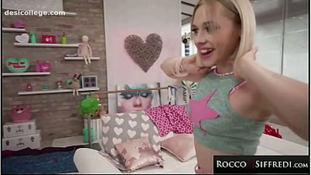 ROCCO SIFFREDI - Molly Cute Begs for Teachers Massive Cock in Her Tight Ass
