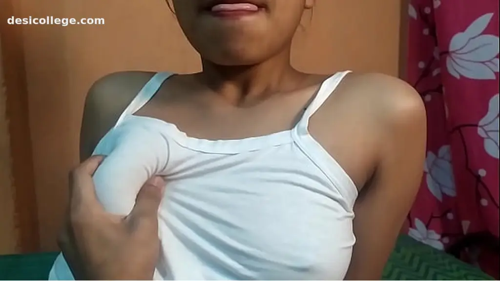 Tempting Shweta Ki Intense Nipple Chusai