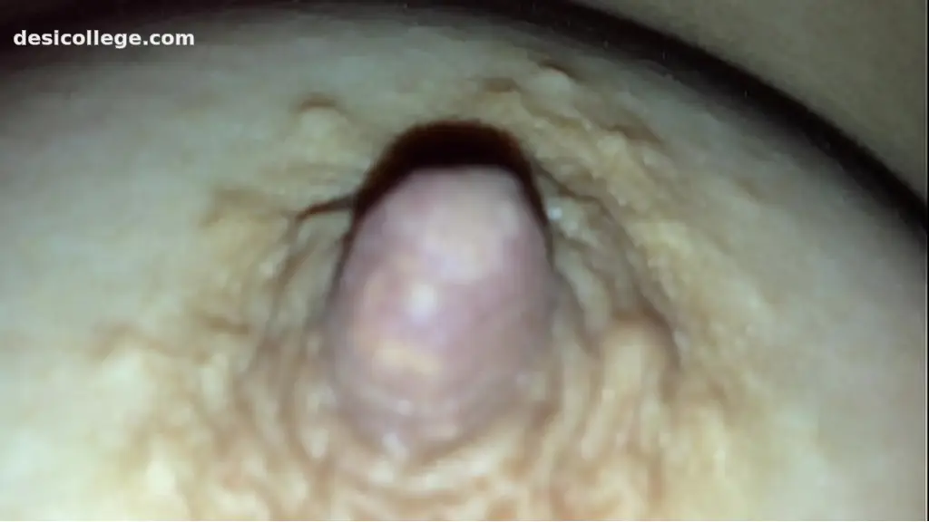 Touching Chinese girlfriend& boobs while s.