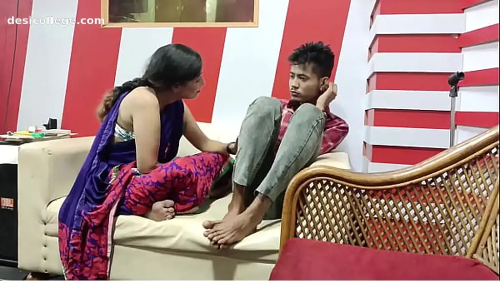 Trending Big Boobs Hot Indian MILF Fuck Her Stepson With Passion