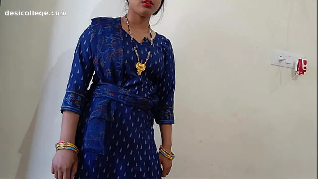 Trending Hot indian desi village maid was painfull sex on dogy style in clear Hindi audio