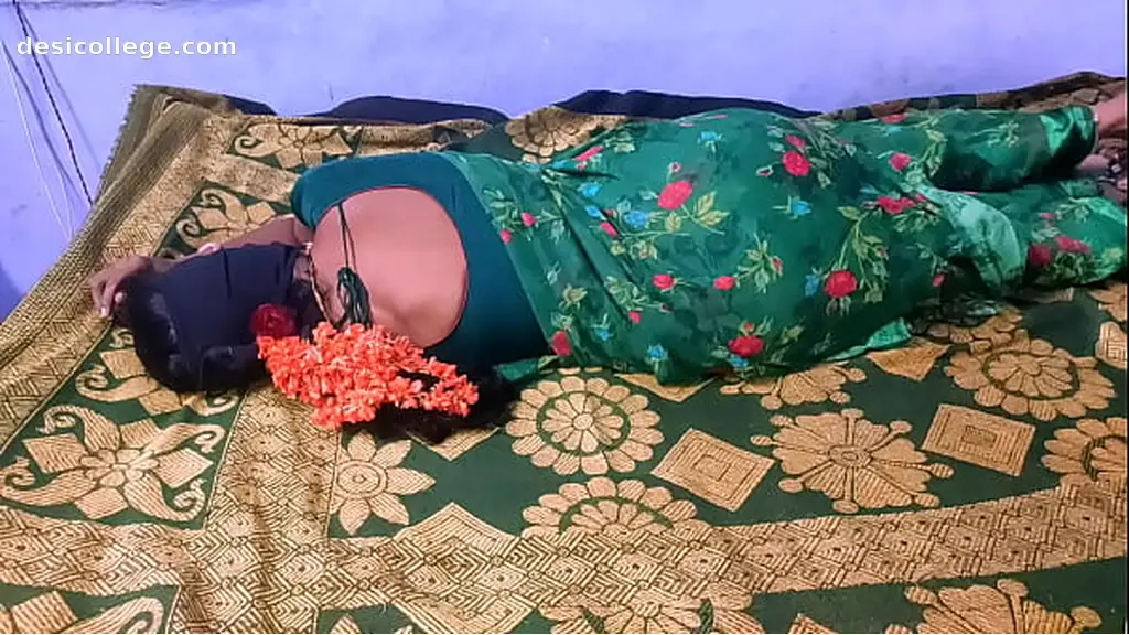 Trending Indian housewife doggy style fuking - Hot Sex Tape