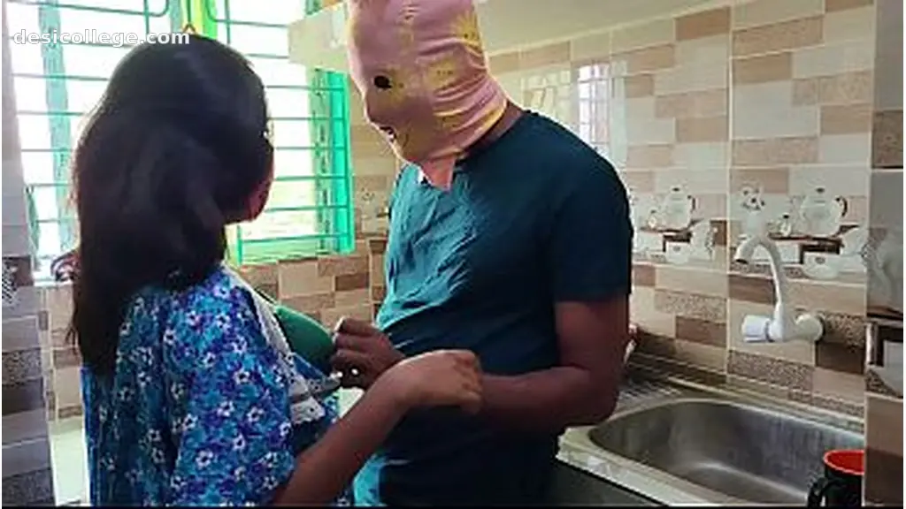Trending Lonely Bhabhi share her pussy with dever Desi hot