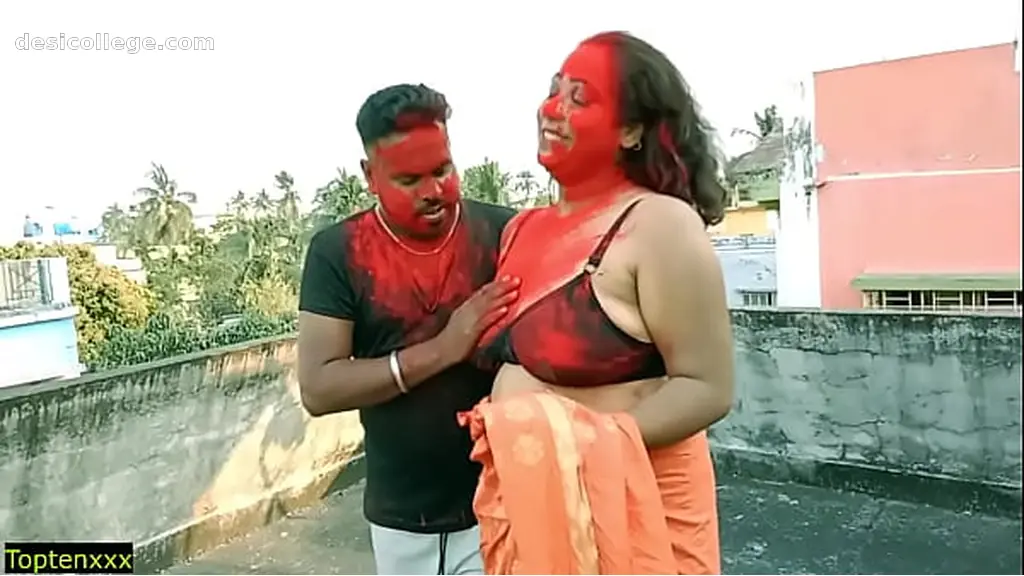 Trending Lucky 18yrs Tamil boy hardcore sex with two Milf Bhabhi!! Best amateur threesome sex - Hot Story
