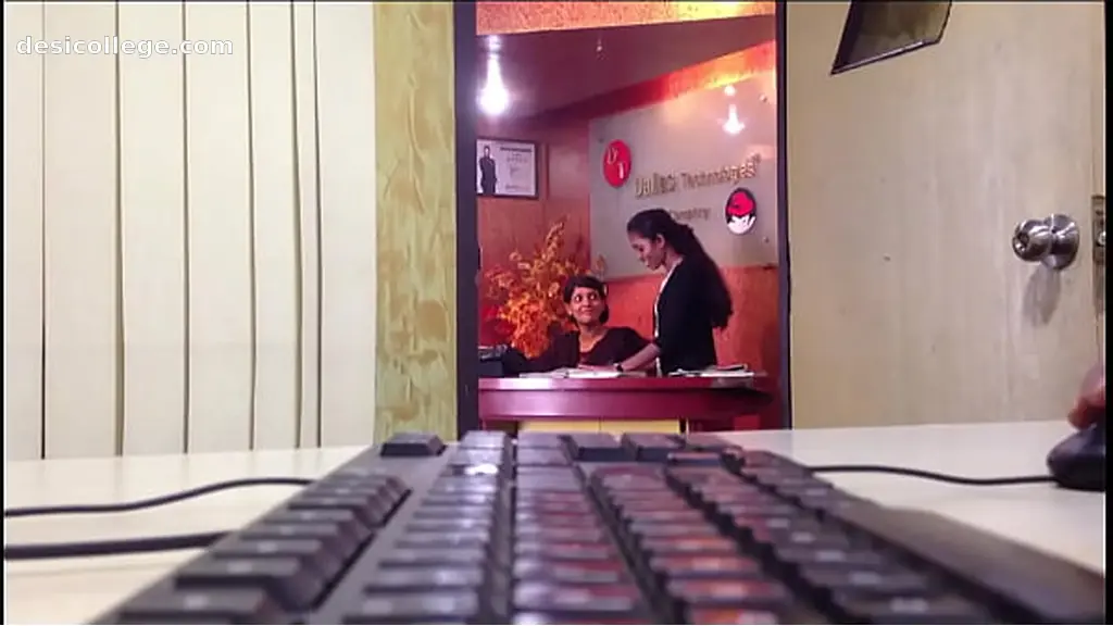 Trending mallu sexy receptionist